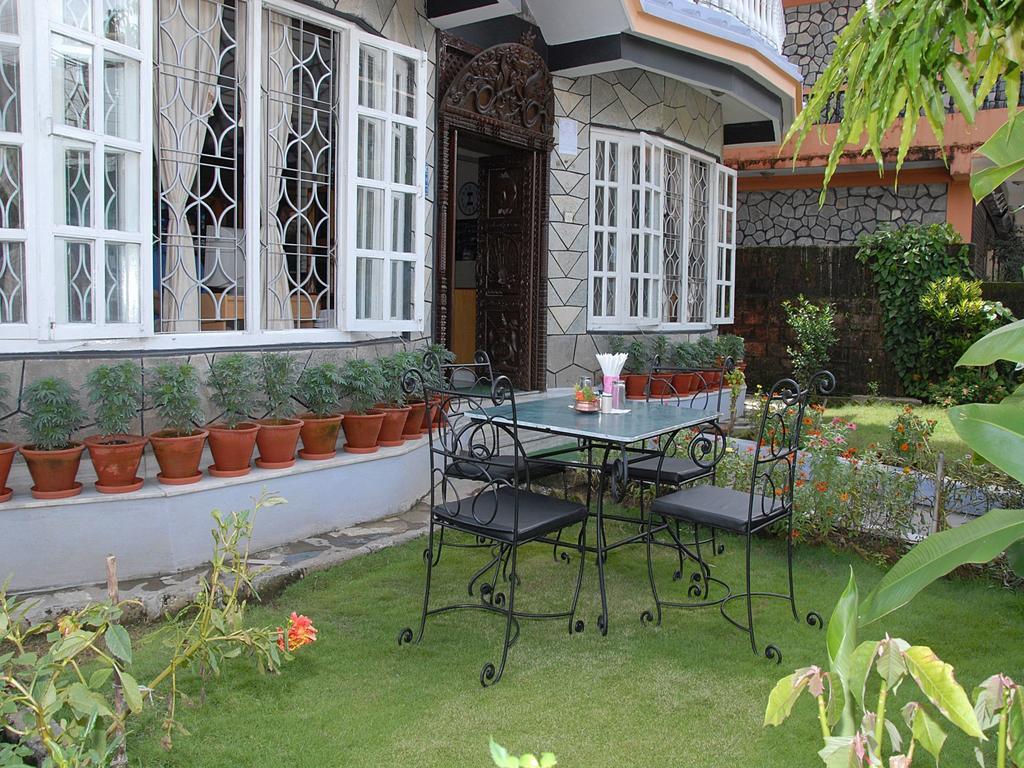 Hotel Blue Heaven Pokhara Eksteriør bilde