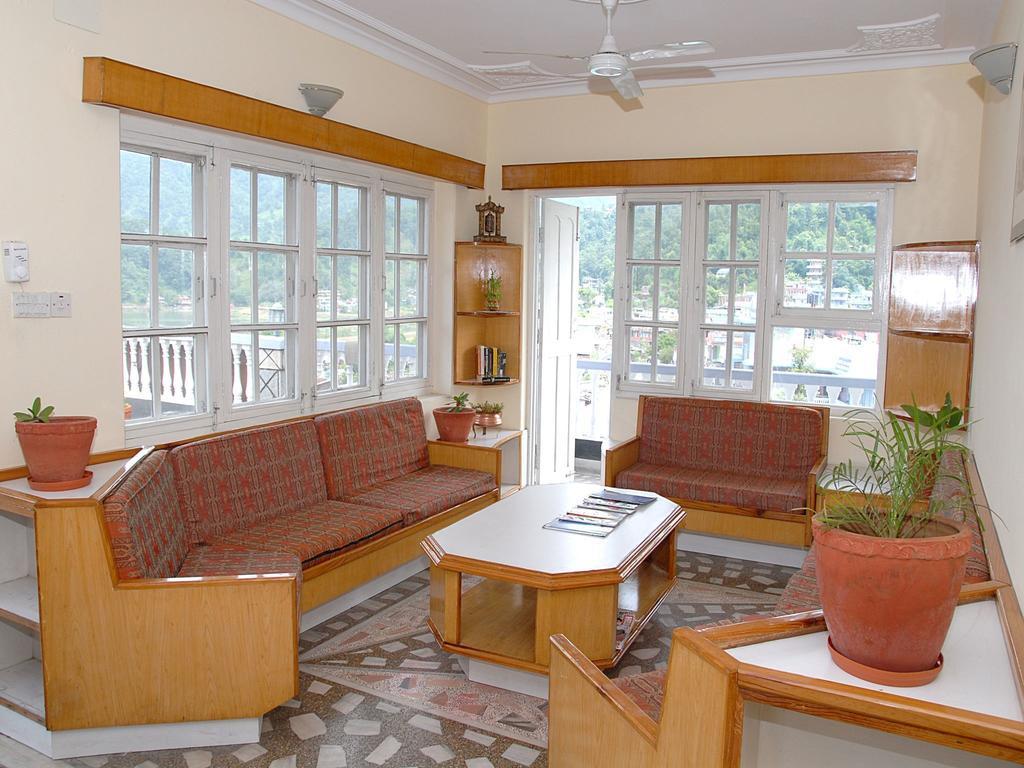 Hotel Blue Heaven Pokhara Eksteriør bilde